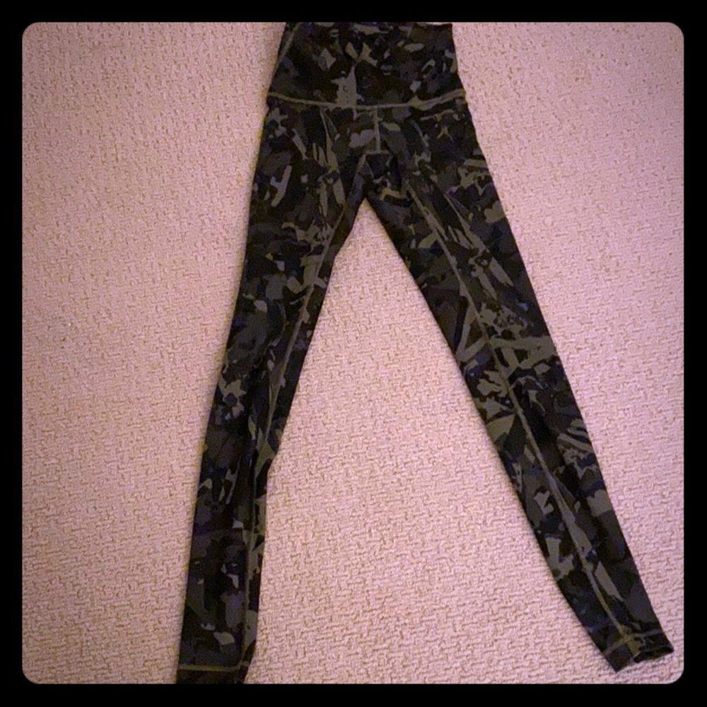 Lululemon camo leggings